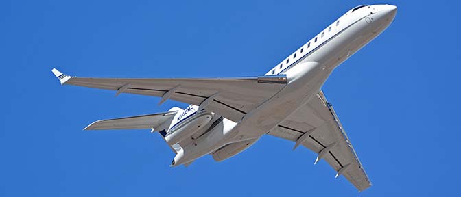 Global Express Bombardier XRS N688MC, Phoenix Sky Harbor, January 21, 2016